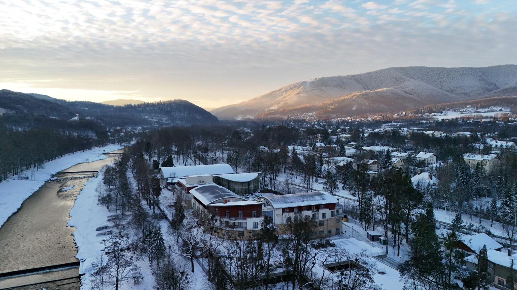 Hotel Olympic Spa & Wellness Устронь Экстерьер фото